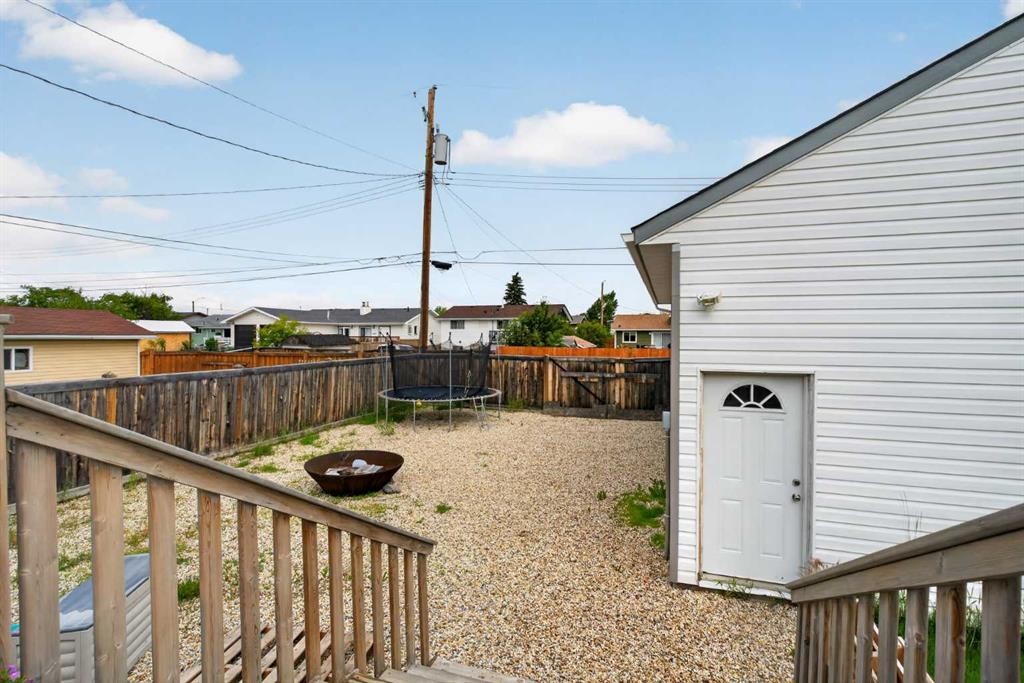 10004-93 Ave, Wembley, AB - Outdoor With Exterior