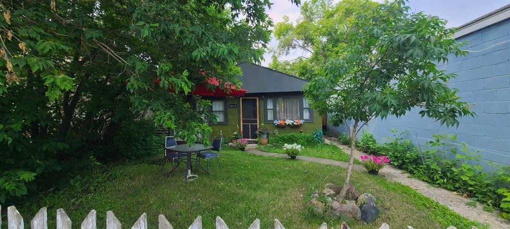 10310 101 Street, Peace River, AB
