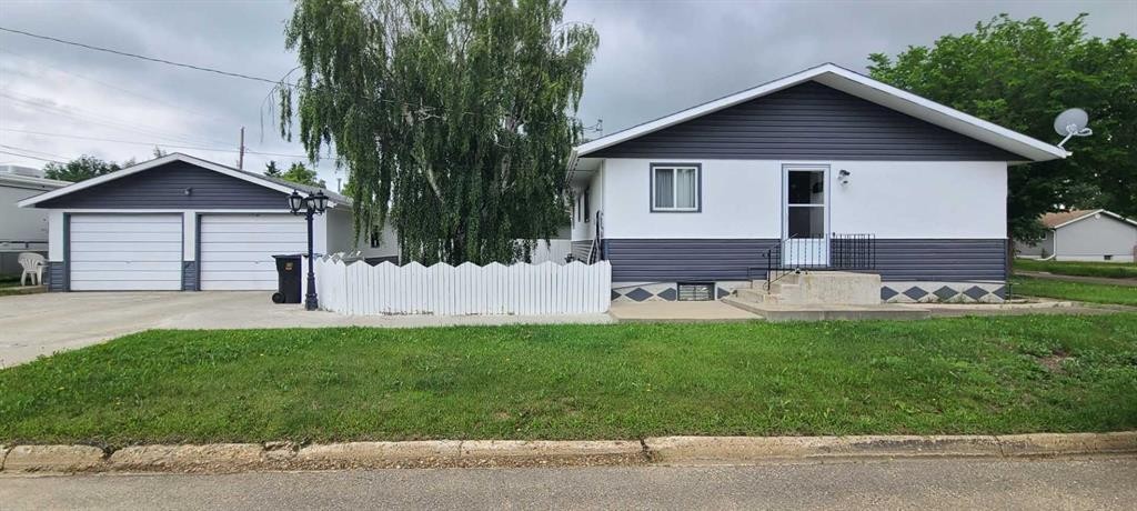 4820 53 Avenue, Grimshaw, AB - Outdoor