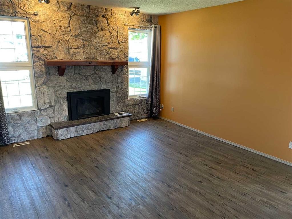 11409 110 Ave. Cres, Fairview, AB