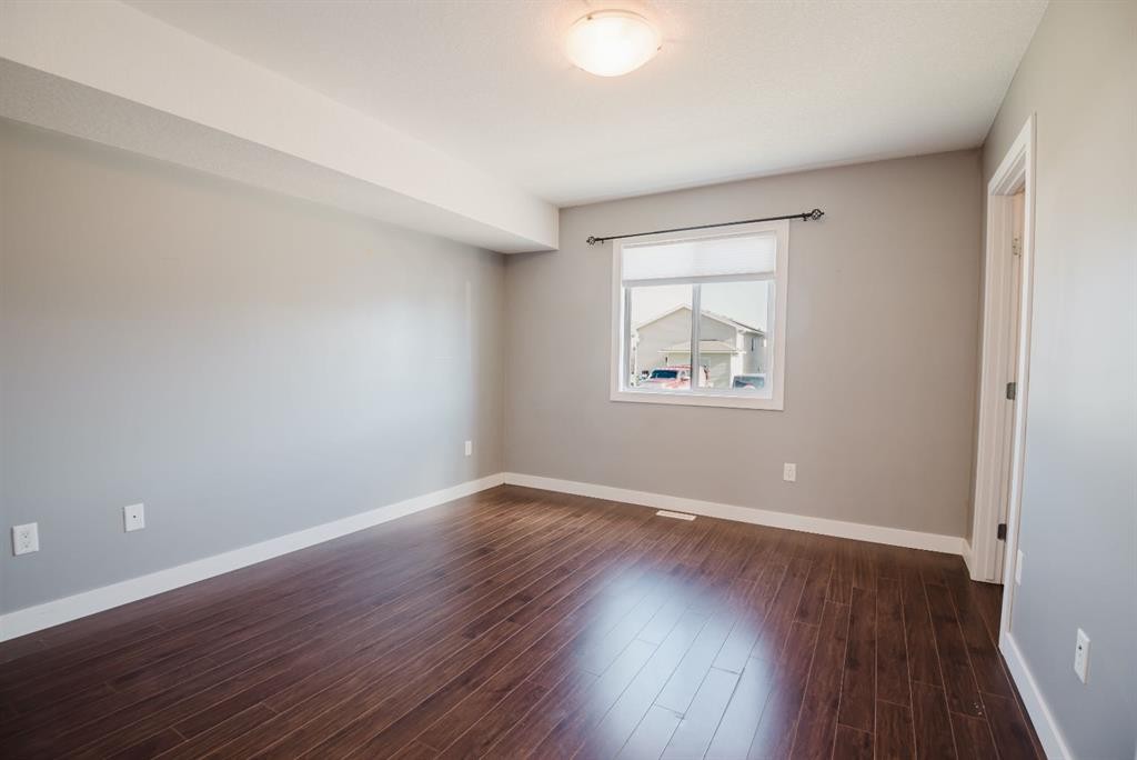 A & B-11518 73, Grande Prairie, AB
