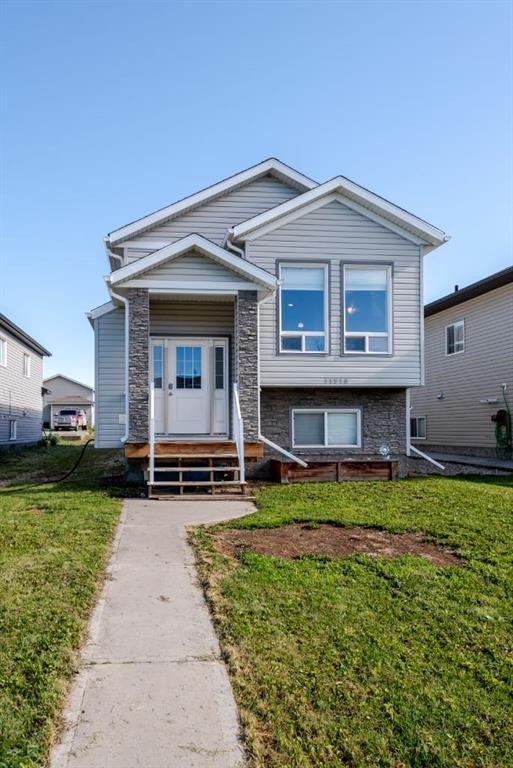 A & B-11518 73, Grande Prairie, AB