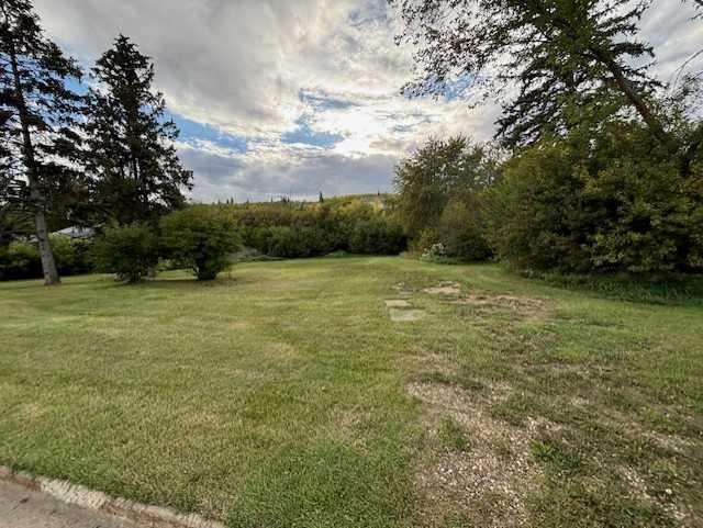 10702 90 Street, Peace River, AB