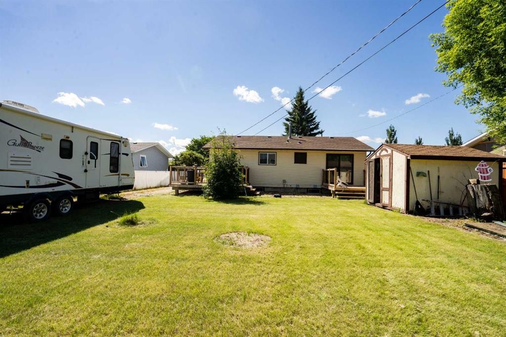 5518 47Ave, Grimshaw, AB