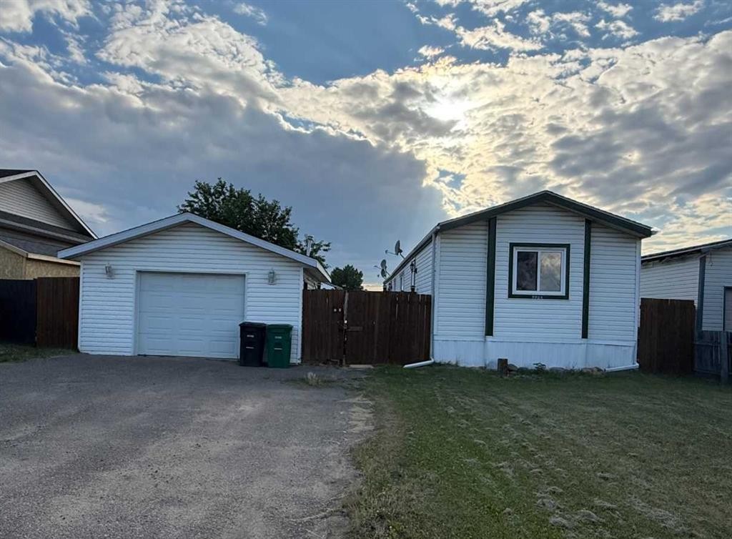 9904 107 Street, High Level, AB