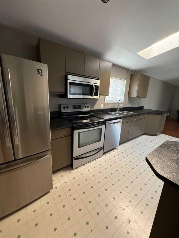 9904 107 Street, High Level, AB
