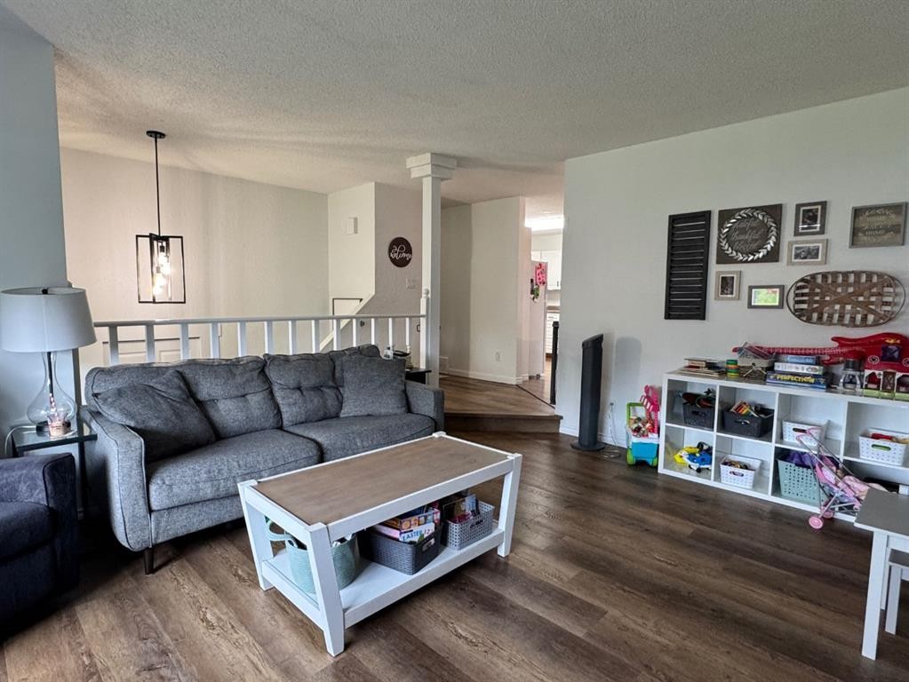 11604 106 Avenue, Fairview, AB - Indoor Photo Showing Living Room