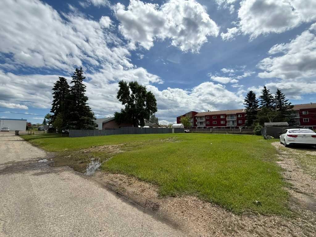 9809 96 Avenue, Grande Prairie, AB