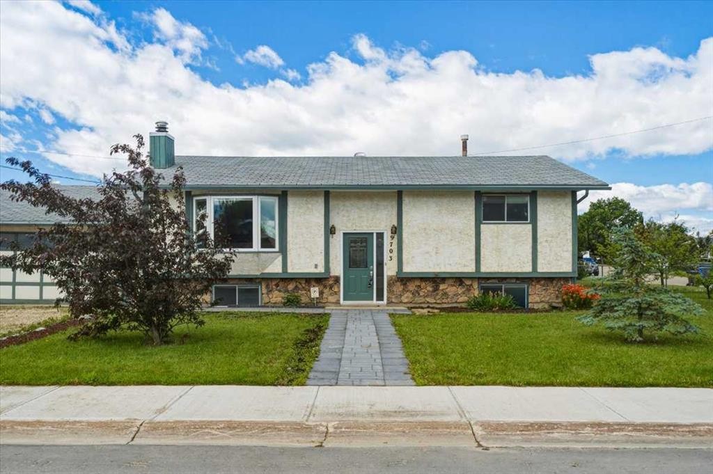 9703 95 Avenue, Wembley, AB