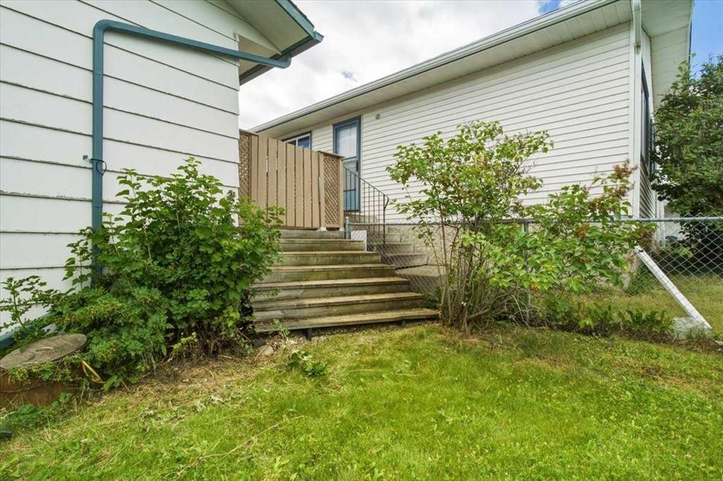 9703 95 Avenue, Wembley, AB