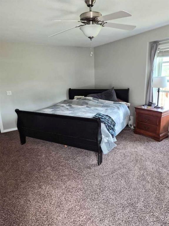 721023 Range Road 113, Beaverlodge, AB - Indoor Photo Showing Bedroom