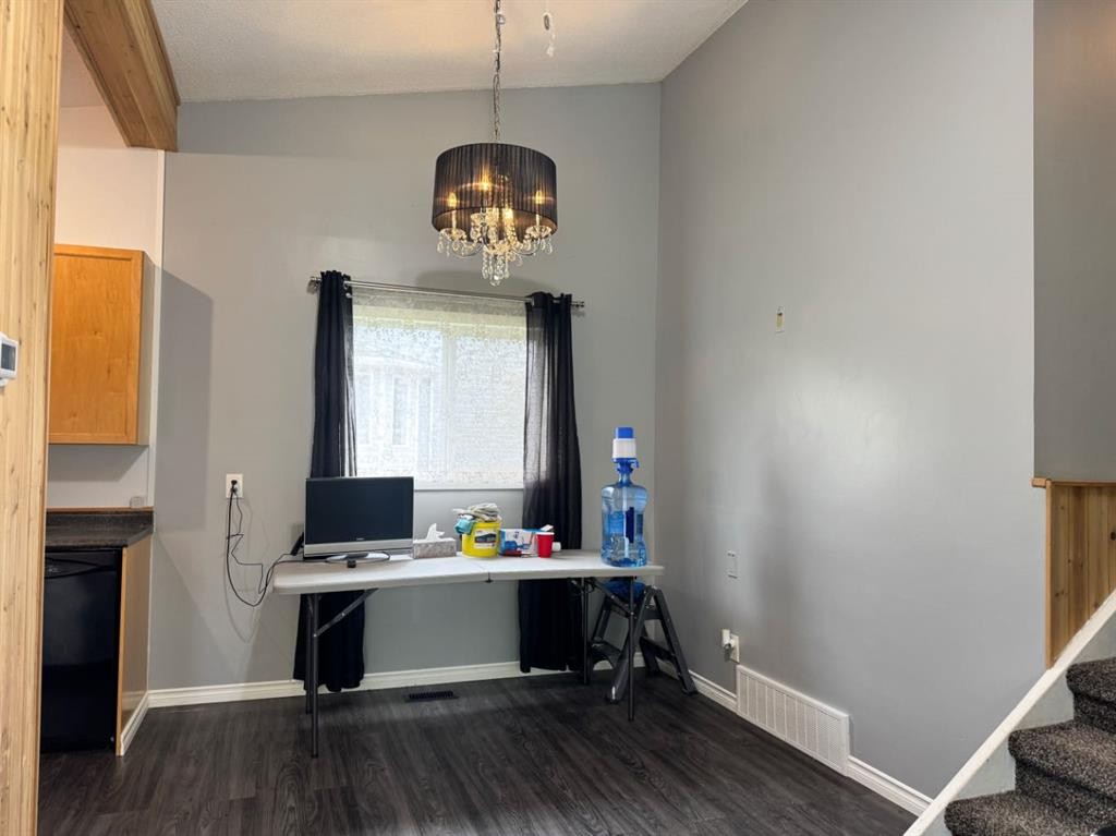 219 8 Street, Hines Creek, AB - Indoor Photo Showing Office