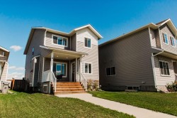 8852 96 Avenue Grande Prairie, AB T8X 0N2