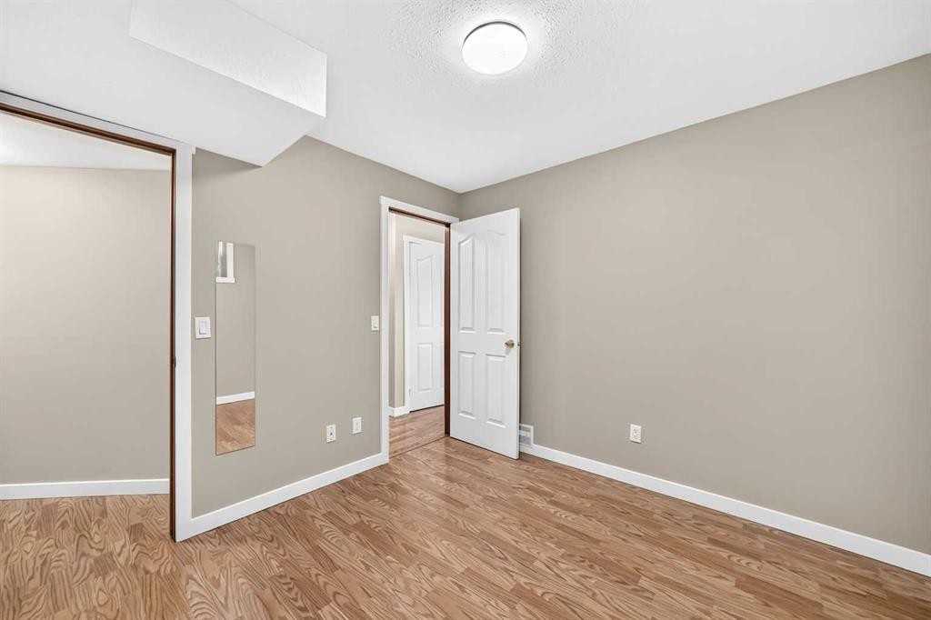 151 Applestone Park Se, Calgary, AB - Indoor Photo Showing Other Room