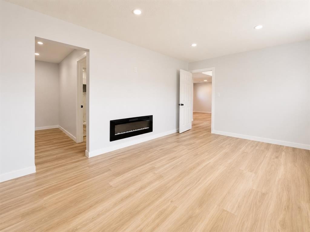 10902 97Th Avenue, Grande Cache, AB - Indoor With Fireplace
