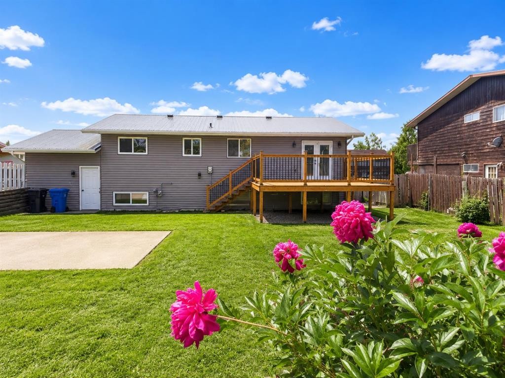 10902 97Th Avenue, Grande Cache, AB - Outdoor With Deck Patio Veranda
