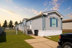 220 Silverpointe Drive Rural Grande Prairie No. 1, County Of, AB T8W 5K5
