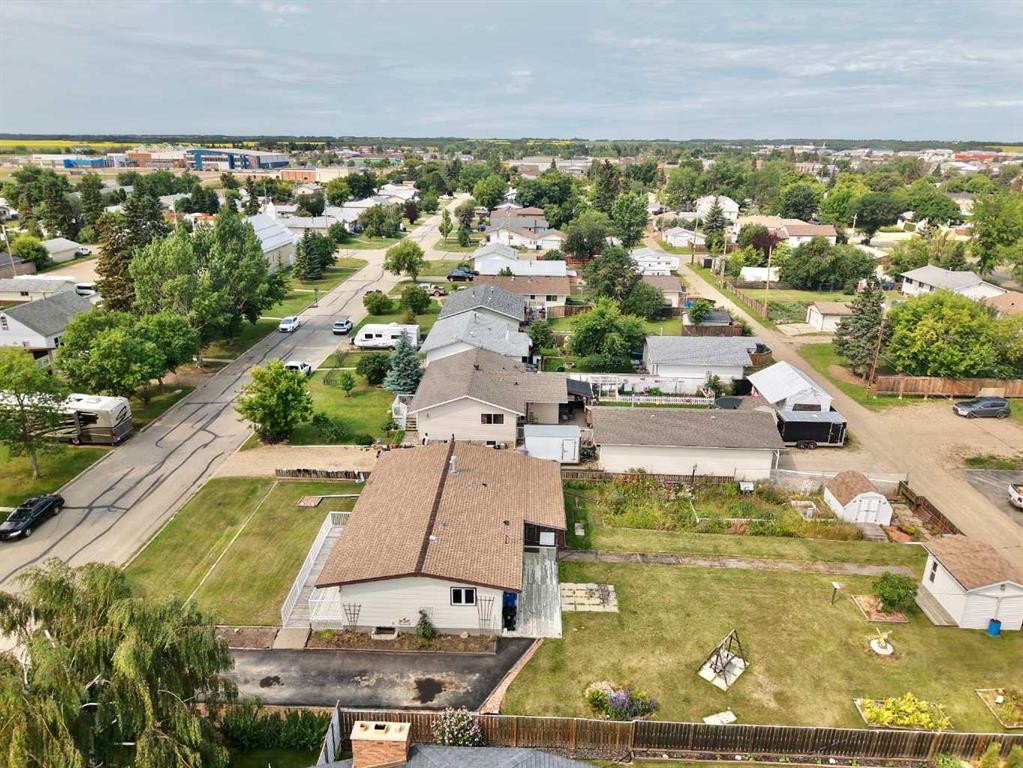 4704 48 Avenue, Grimshaw, AB - Outdoor With View