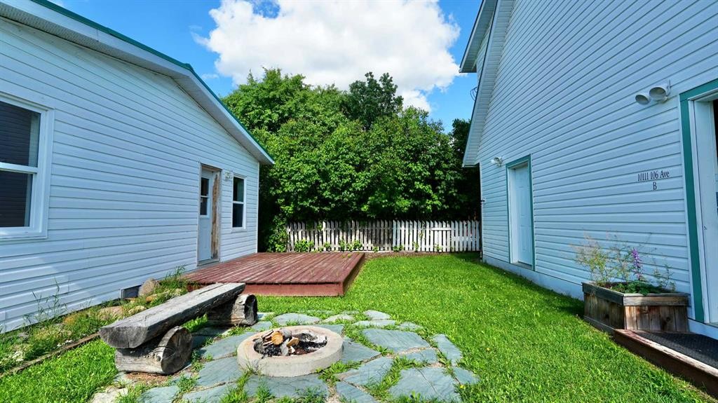 10111 106 Avenue, Peace River, AB - Outdoor With Exterior