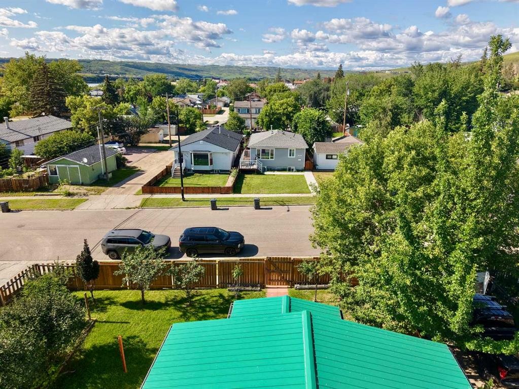 10111 106 Avenue, Peace River, AB - Outdoor With View