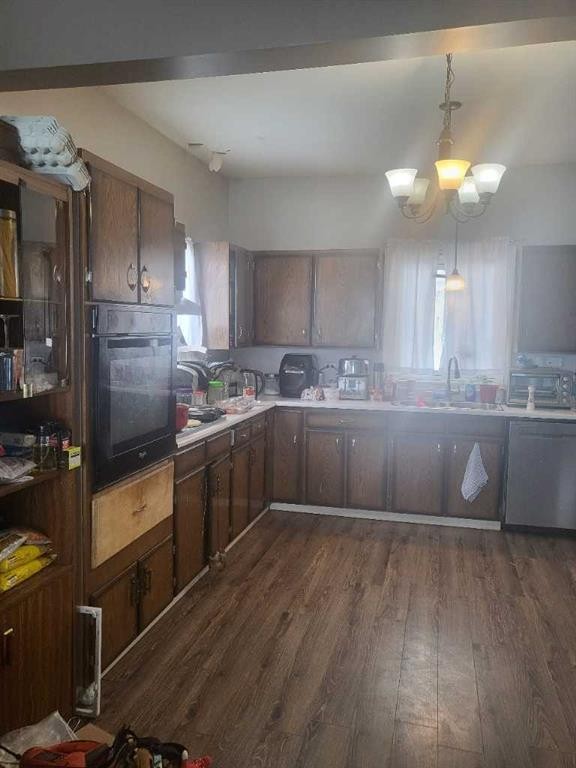 5031 48 Avenue, Girouxville, AB - Indoor Photo Showing Kitchen