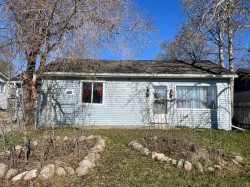 10104 99 Street High Level, AB T0H 1Z0