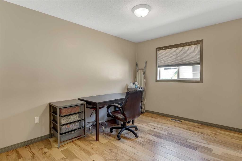 7317 104 Street, Grande Prairie, AB - Indoor