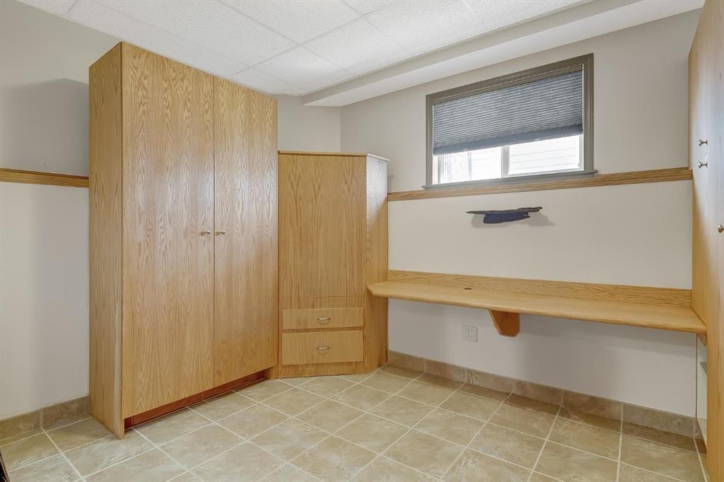 7317 104 Street, Grande Prairie, AB - Indoor Photo Showing Other Room