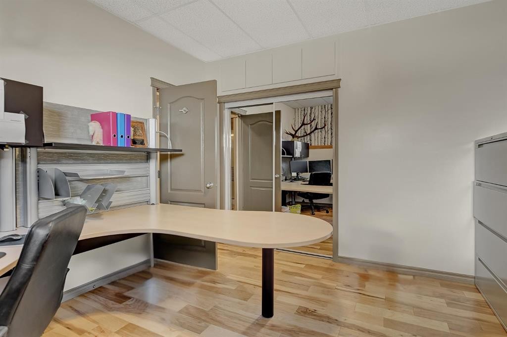 7317 104 Street, Grande Prairie, AB - Indoor
