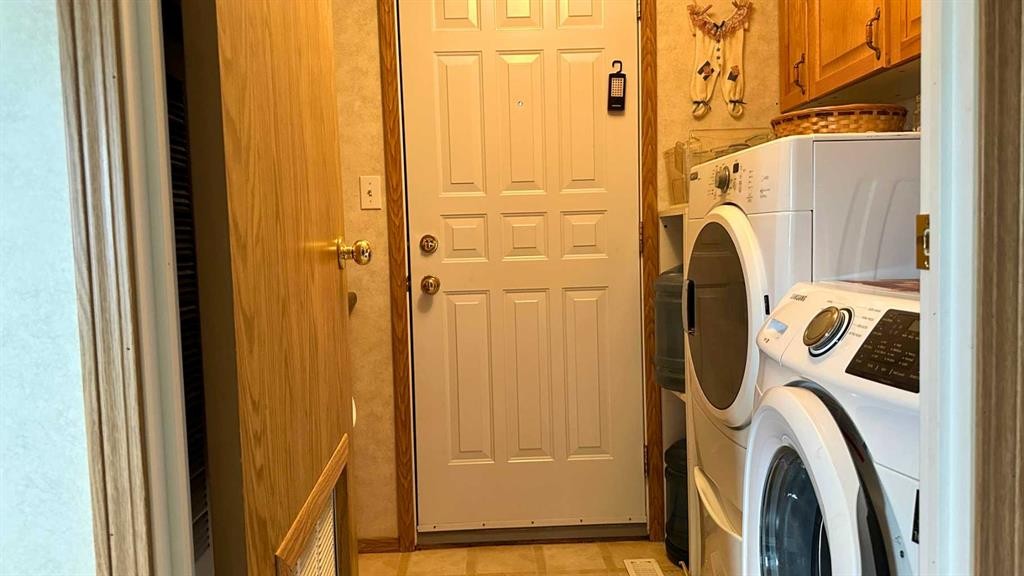 783026 2 Highway, Rycroft, AB - Indoor Photo Showing Laundry Room