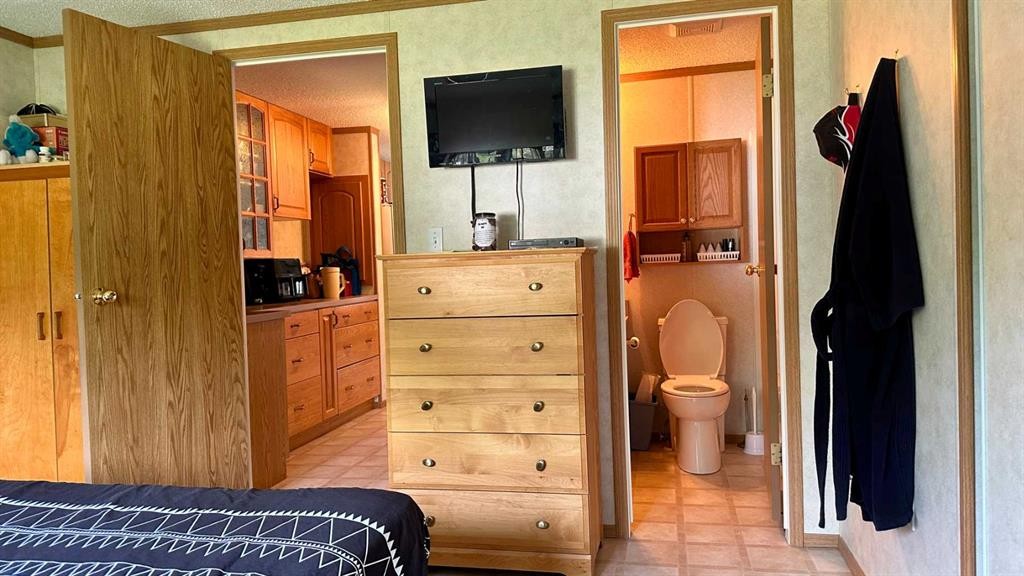 783026 2 Highway, Rycroft, AB - Indoor Photo Showing Bedroom