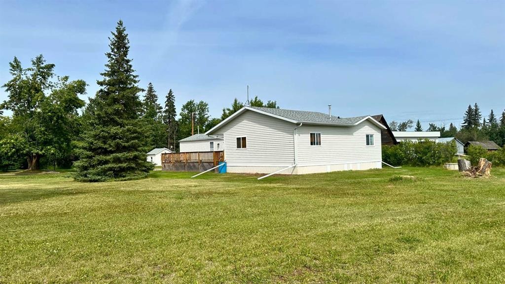 783026 2 Highway, Rycroft, AB - Outdoor
