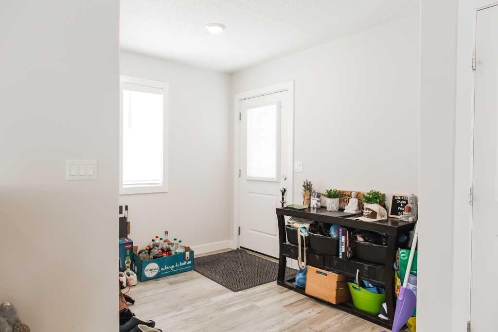 9514 112, Clairmont, AB - Indoor