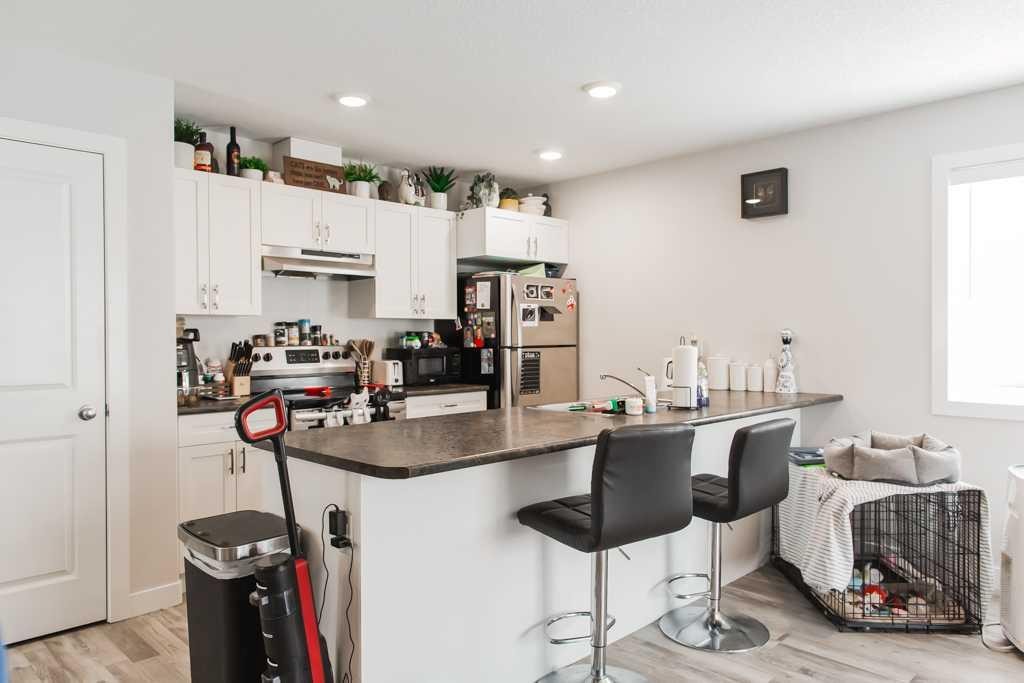 9514 112, Clairmont, AB - Indoor Photo Showing Kitchen