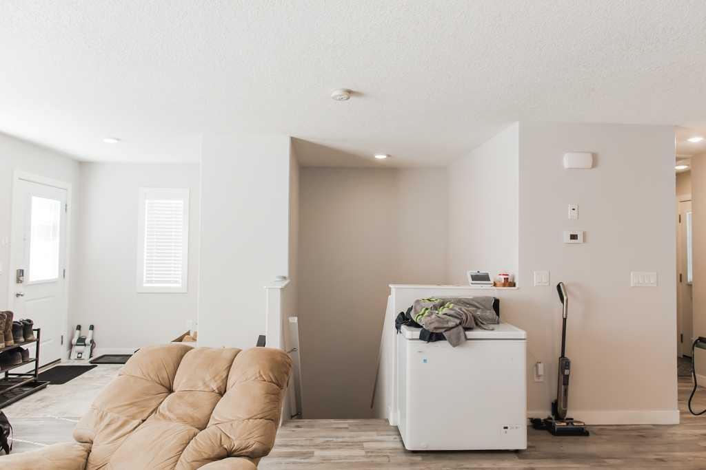9514 112, Clairmont, AB - Indoor
