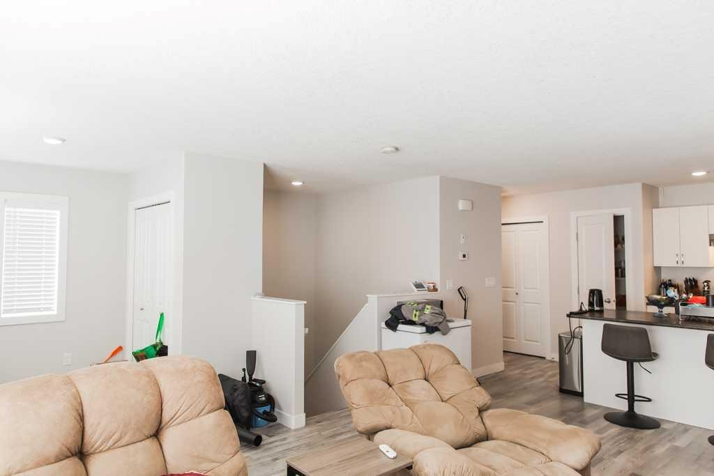 9514 112, Clairmont, AB - Indoor Photo Showing Living Room