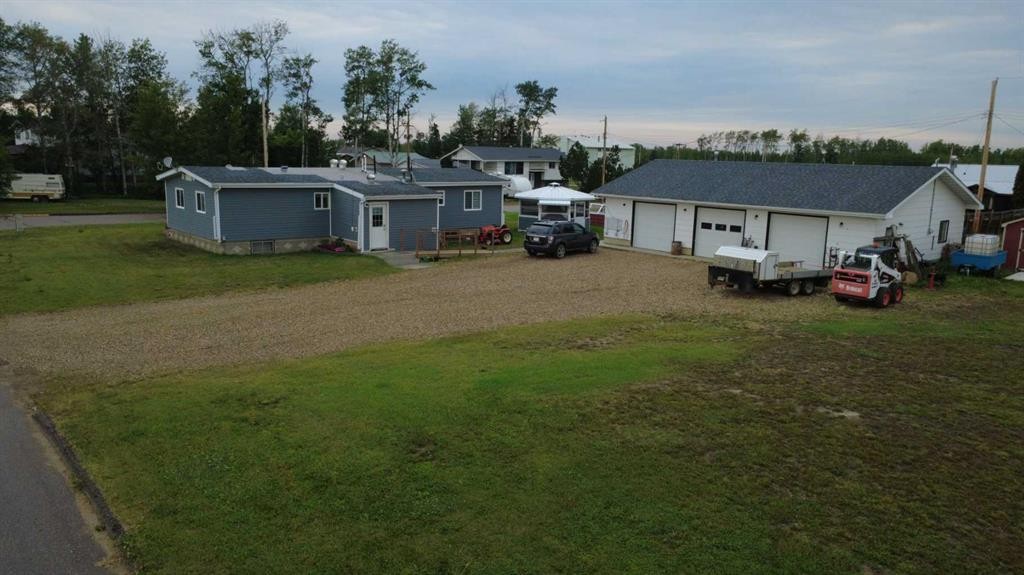 908 6 Avenue, Hines Creek, AB - Outdoor With View