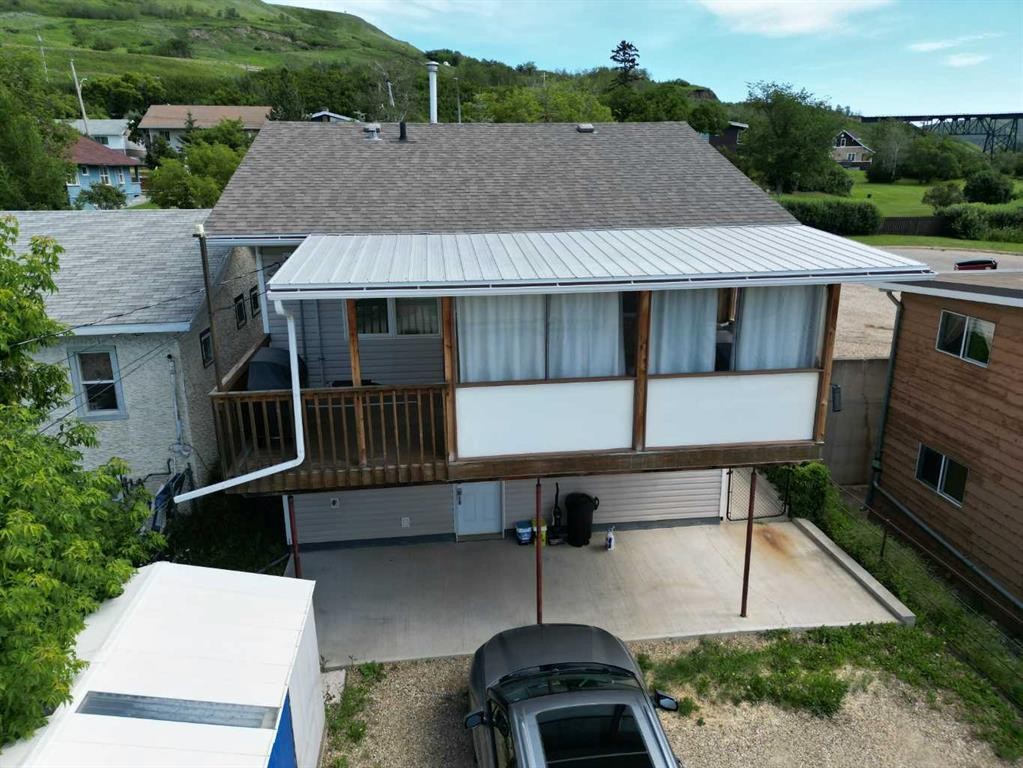 10032 102 Street, Peace River, AB - Outdoor