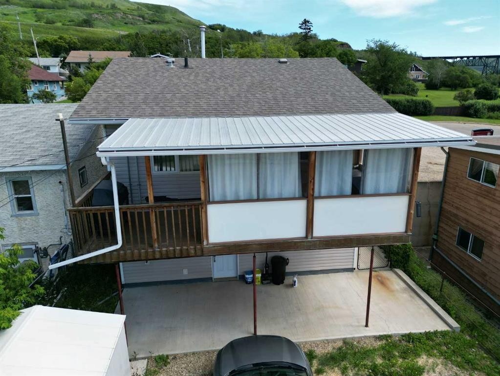 10032 102 Street, Peace River, AB - Outdoor