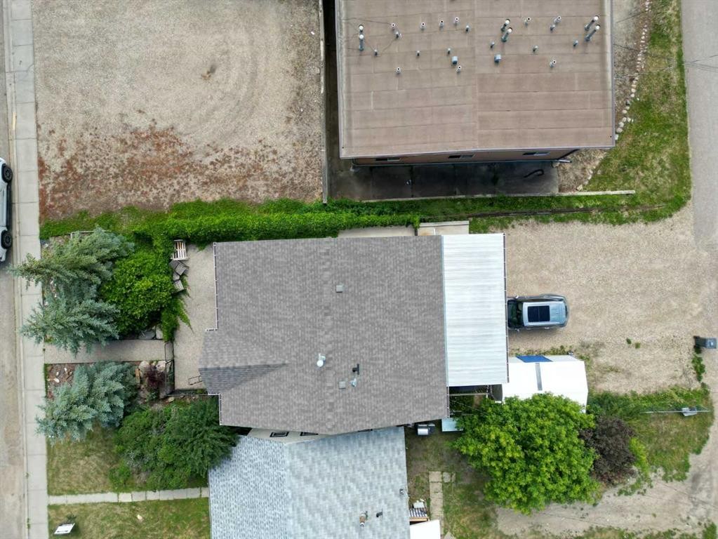 10032 102 Street, Peace River, AB - Outdoor