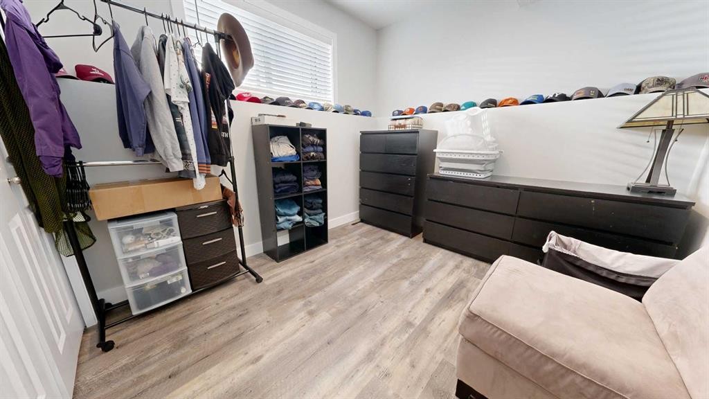9517 113 Avenue, Clairmont, AB - Indoor
