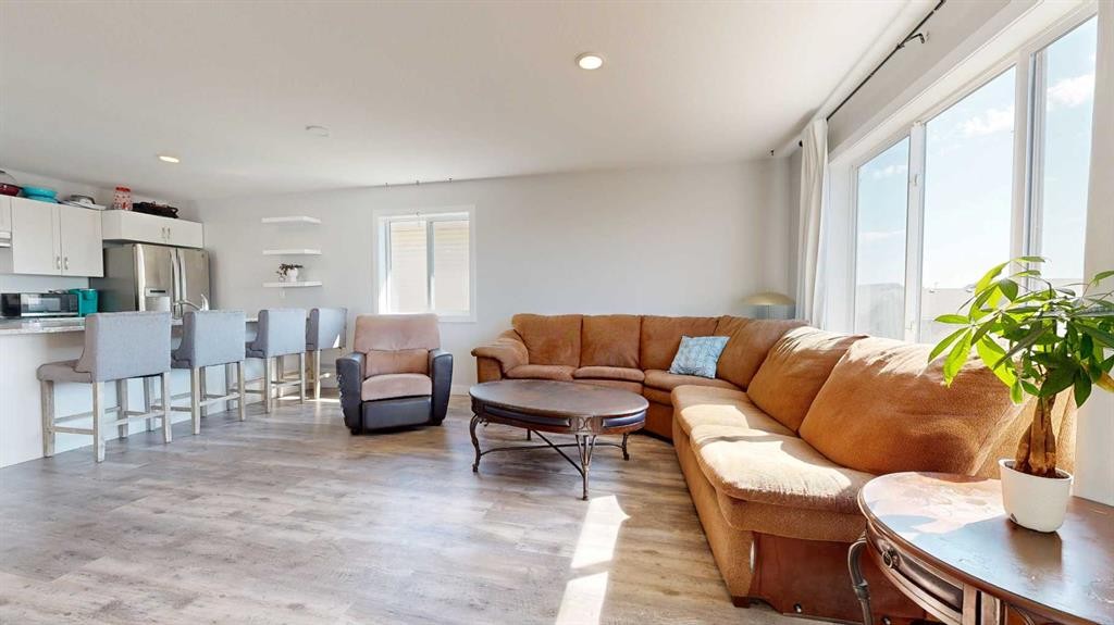 9517 113 Avenue, Clairmont, AB - Indoor