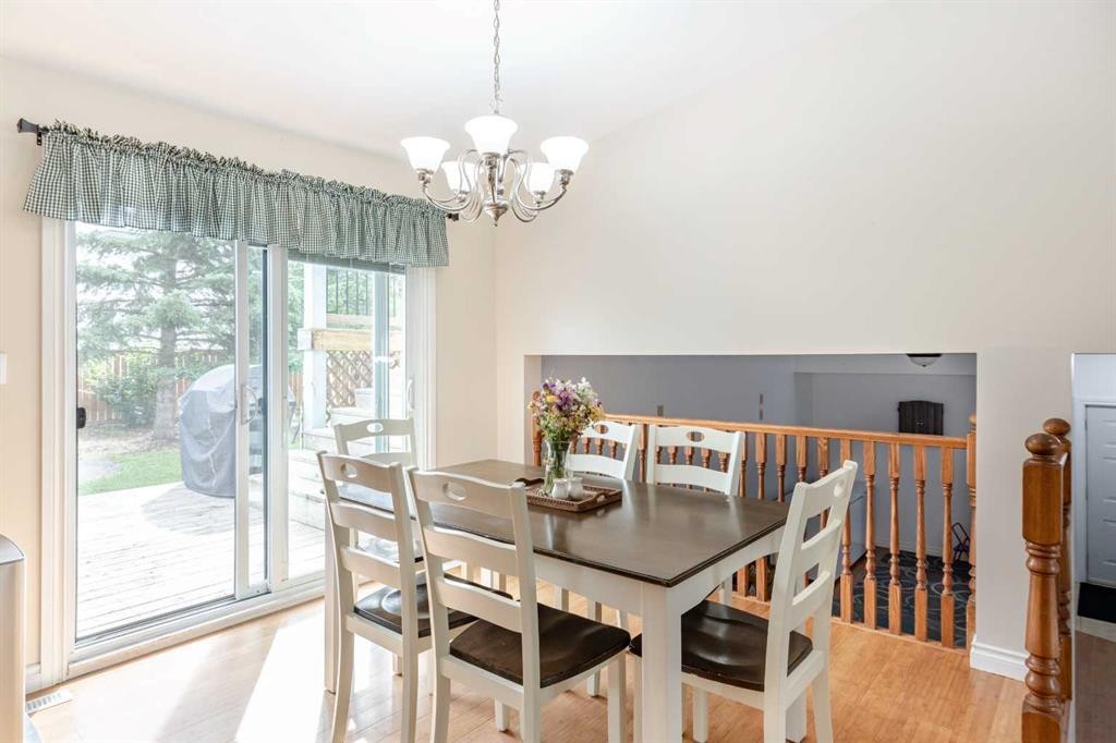 10602 101 Ave, Hythe, AB - Indoor Photo Showing Dining Room