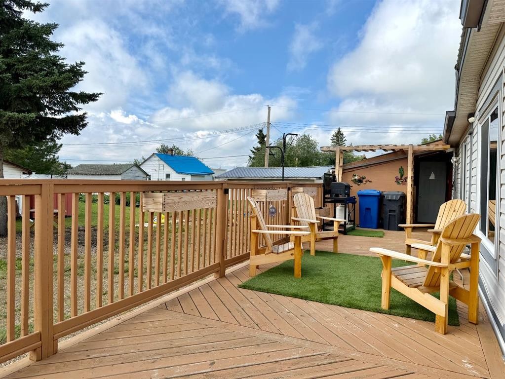 4612 48 Street, Rycroft, AB - Outdoor With Deck Patio Veranda With Exterior