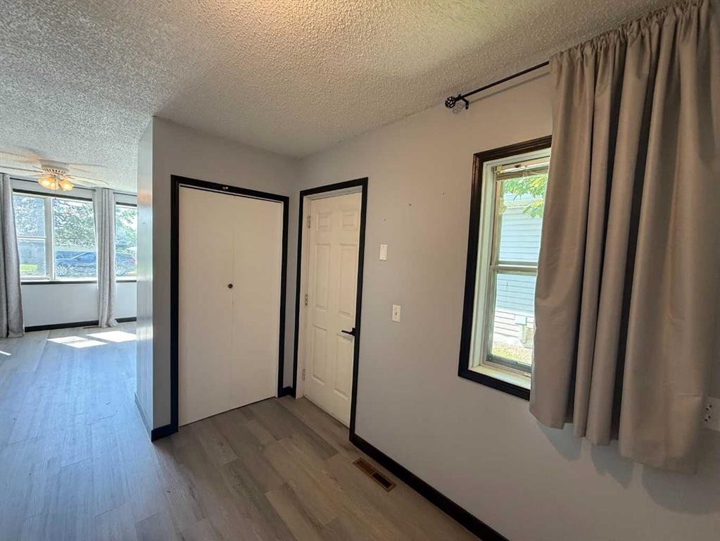 10816 107 Avenue, Fairview, AB - Indoor Photo Showing Other Room