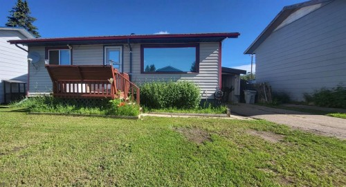 4916-58 Avenue  High Prairie, AB T0G 1E0