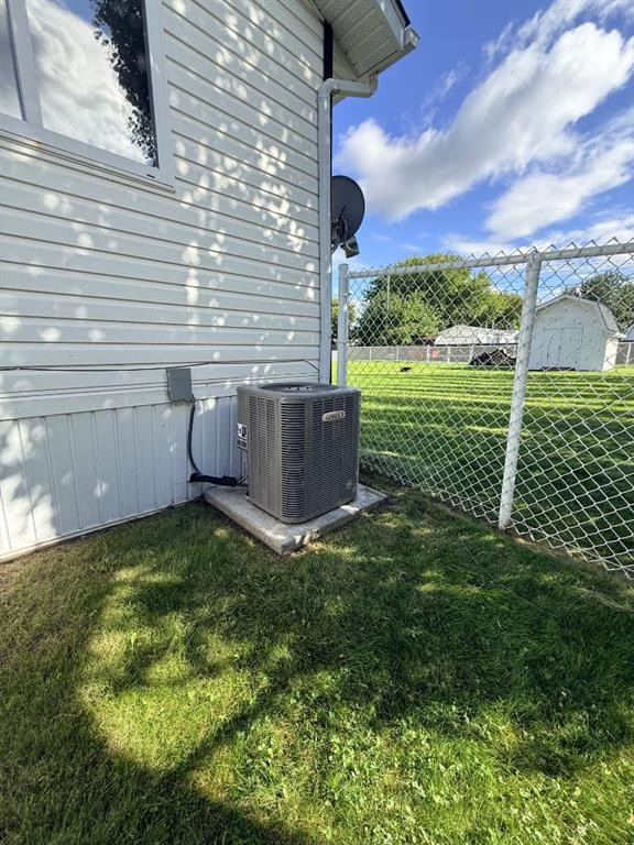 10629 101 Ave, La Crete, AB - Outdoor