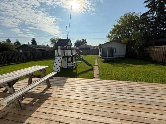 10205 103 Street, High Level, AB - Outdoor