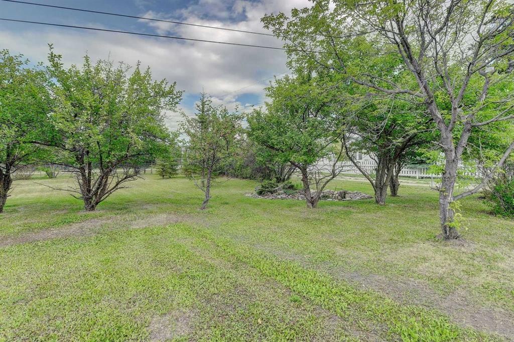 918 5 Avenue, Beaverlodge, AB - Outdoor With View