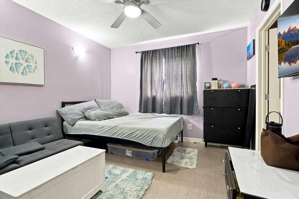 13005 90 Street, Grande Prairie, AB - Indoor Photo Showing Bedroom